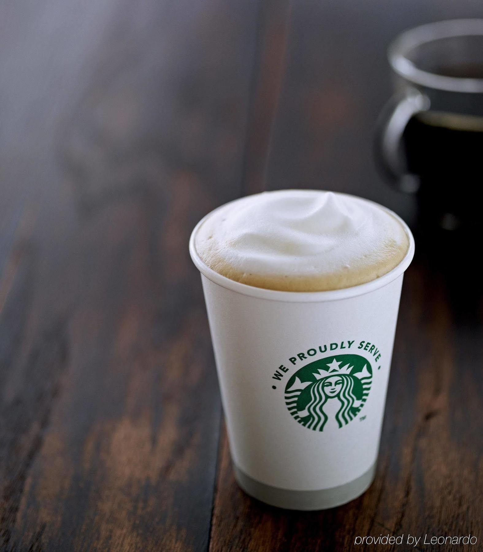 ホテル コートヤード アトランタ ペリメーター センター サンディスプリングス エクステリア 写真
